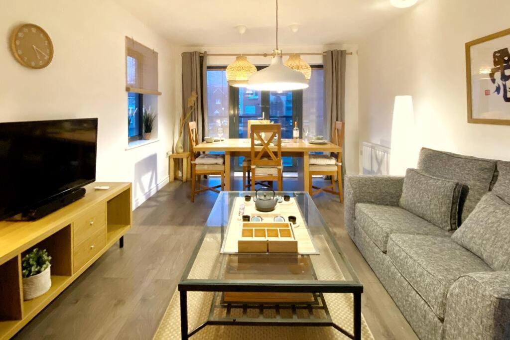 Japanese Style Muji Two-Bedroom Apt Swansea Bagian luar foto
